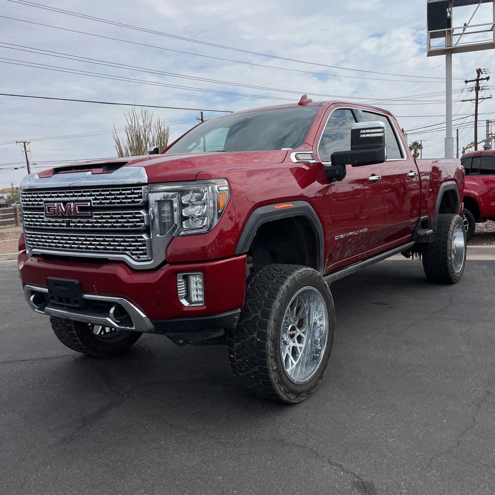 2023 GMC Sierra 2500HD Denali photo 1
